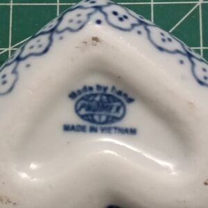 Vintage Blue Floral Ceramic Heart Trinket Box Art Piece Perfect 4 Valentines Day